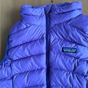 Size large kids Patagonia down vest. In perfect condition.